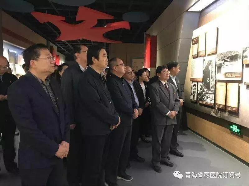 省藏性爱直播
组织党员参加省卫健委系统赴中国工农红军西路军纪念馆“重温入党誓词，牢记初心使命”主题党日活动(图2)