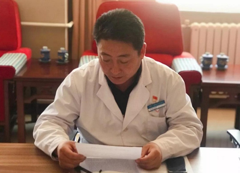 省藏性爱直播
党委集中学习《中共中央国务院关于促进中医药传承创新发展的意见》(图5)