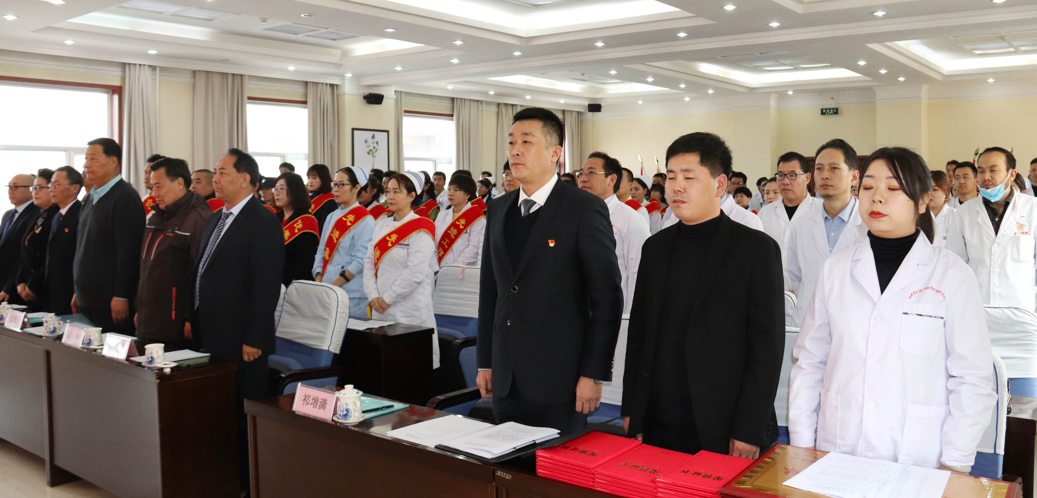 性爱直播
隆重举行2019年度总结表彰大会(图3)